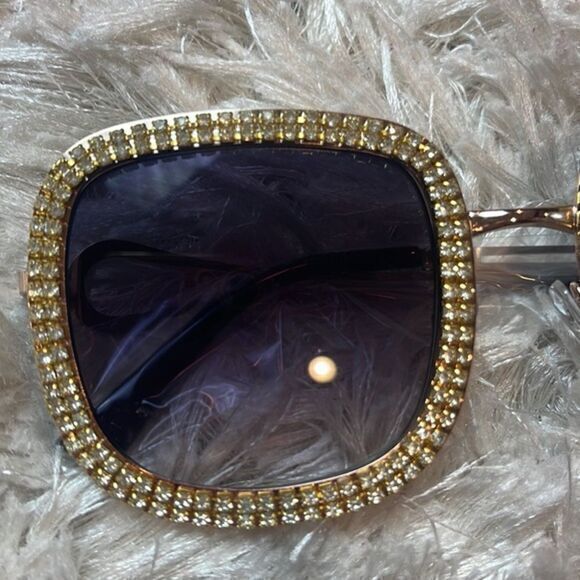 Oversized Rhinestone Square‎ Frame Sunglasses - Picture 5 of 7
